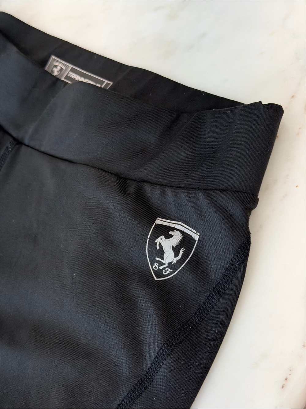 Authentic Ferrari Training Black Leggings & Cropped Top Set XS - Picture 5 of 10